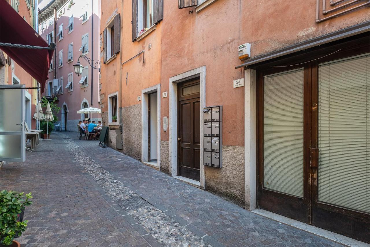 Casa Giulia Leilighet Riva del Garda Eksteriør bilde